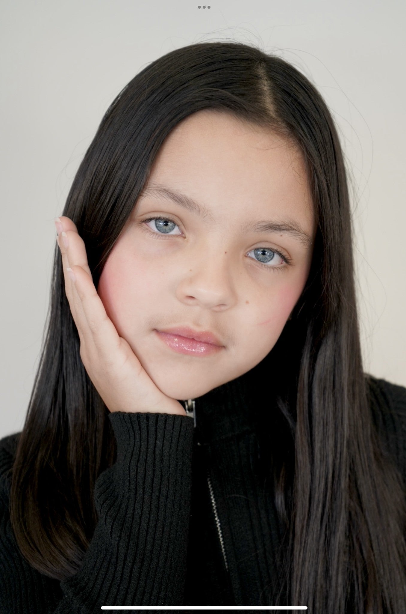 Khloe-1.jpg